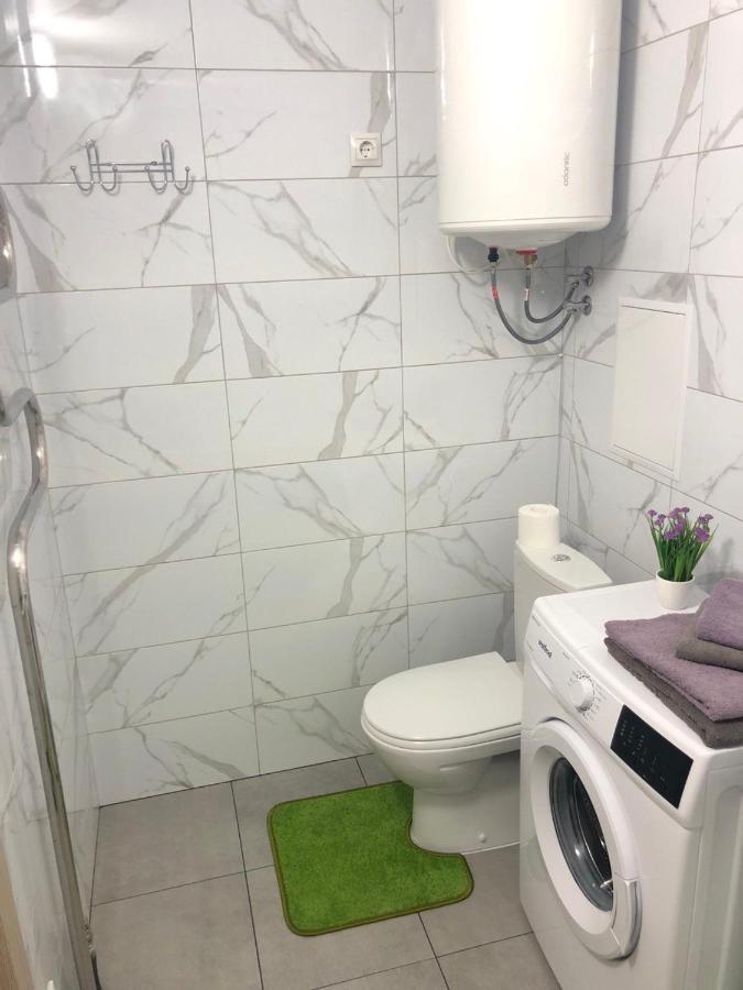 Stylish And Comfortable Apartment In The Center Czerkasy Zewnętrze zdjęcie